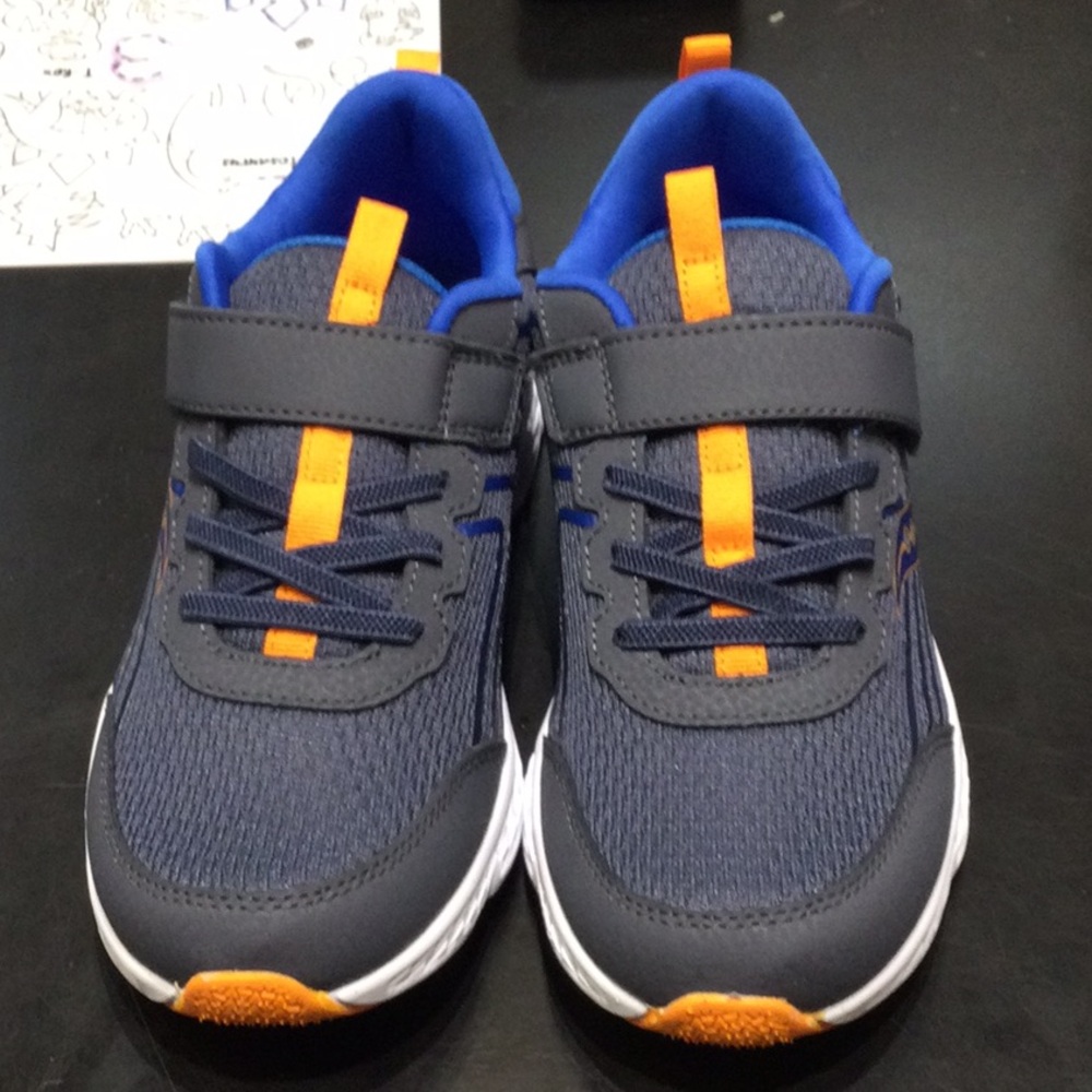 Saucony Wind 3.0 Navy/Peel NIB NWT